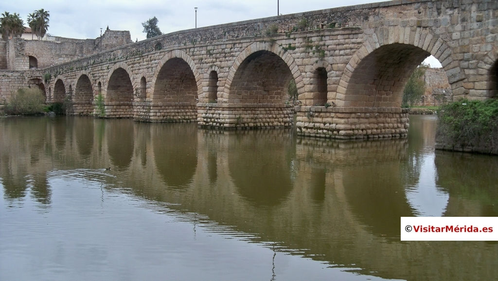 puente romano merida lado izquierdo