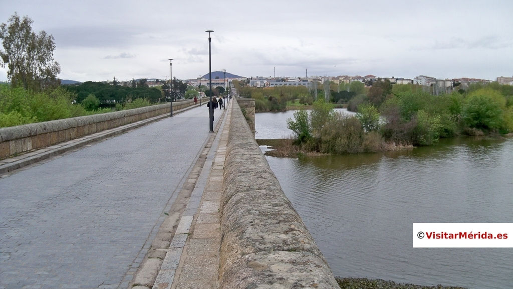 rio guadiana y puente romano merida